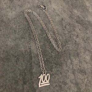 💯 100% - Stainless Steel Necklace